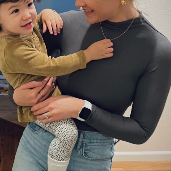 Long sleeve fitted naked wardrobe the nw top - Picture 2 of 5